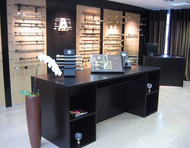 mobilier tringlerie de rideaux