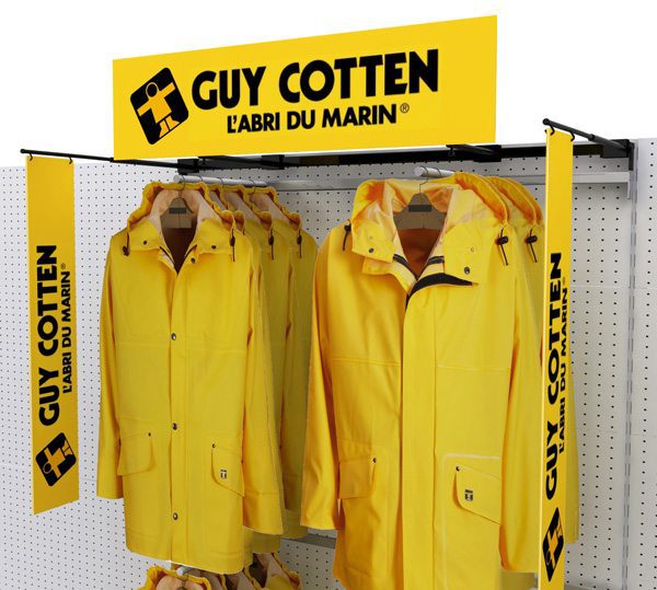 Shop-in-shop pour habits de pluie
