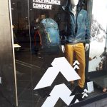 Decoration vitrine Millet Lafuma